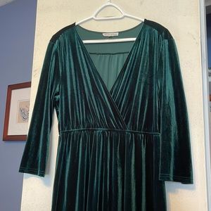 Green Velvet Midi Dress - See And Be Seen Maternity PinkBlush